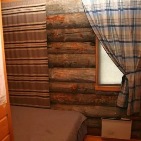 Holiday Yllasrova C7 Lomakuusi Dom wakacyjny
